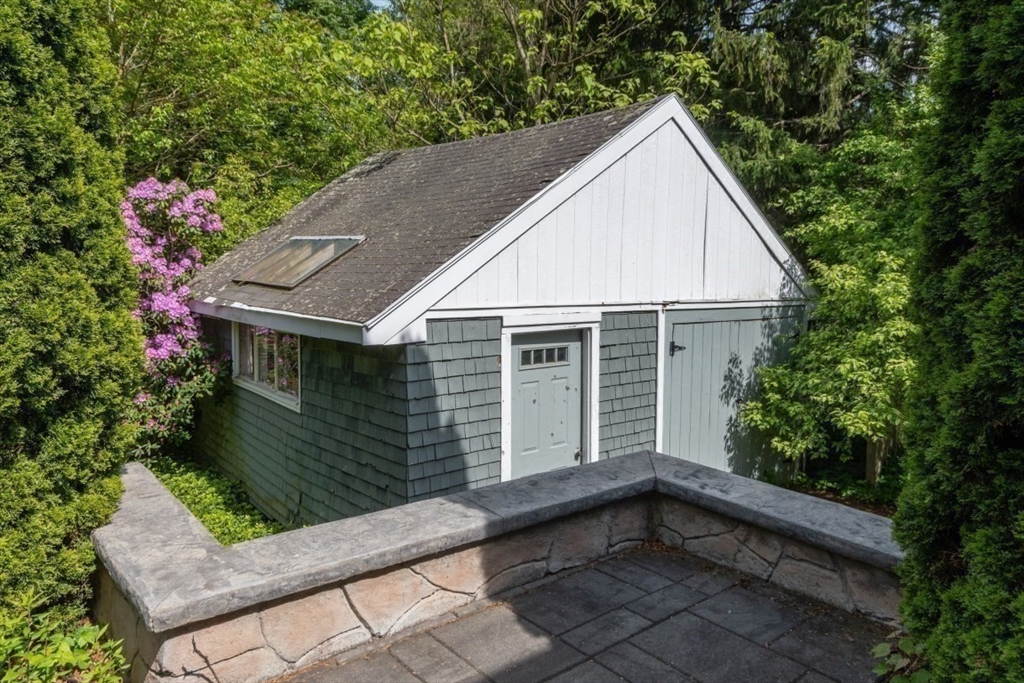 6 Willow Street Wellesley, MA 02481 - Photo 31 of 37