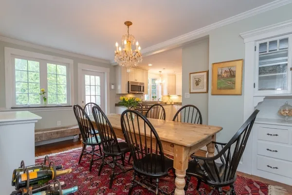 $1,198,000 | 6 Willow Street, Wellesley, MA 02481