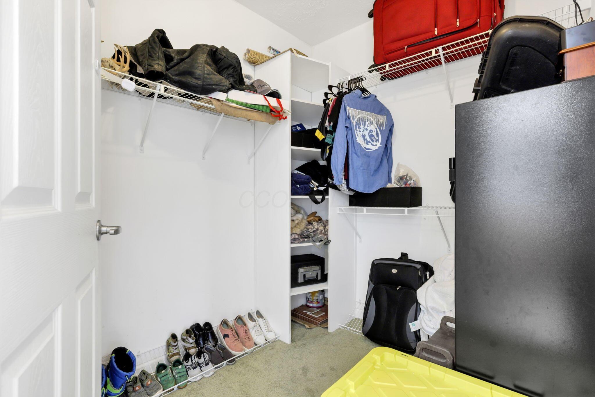 1275 Parrett Road Greenfield, OH 45123 - Photo 28 of 58 Master Closet