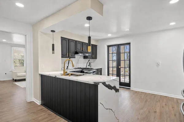 $500,000 | W156N5045 Pilgrim Road, Menomonee Falls, WI 53051