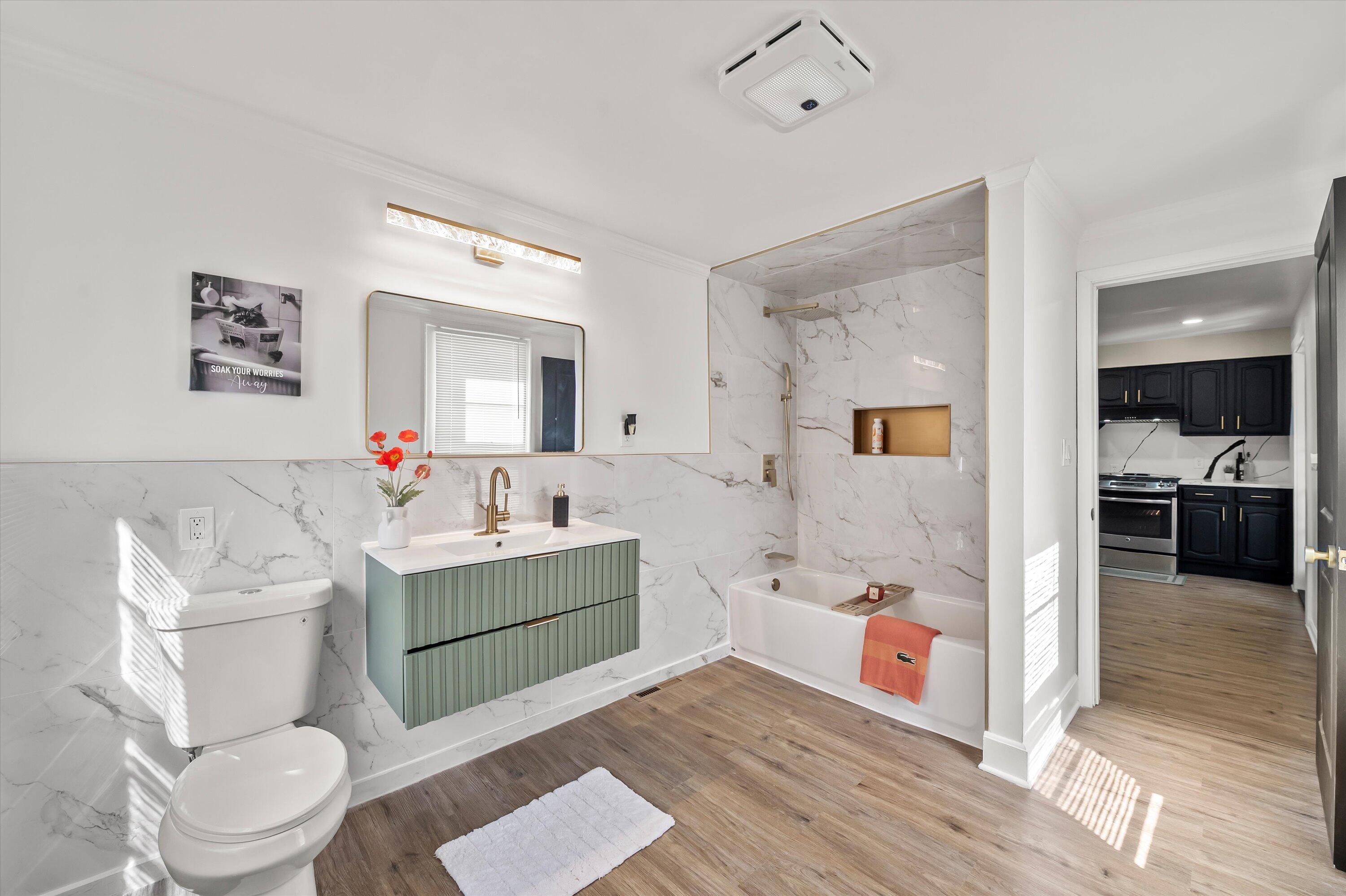 W156N5045 Pilgrim Road Menomonee Falls, WI 53051 - Photo 19 of 36 Main Floor Full Bathroom