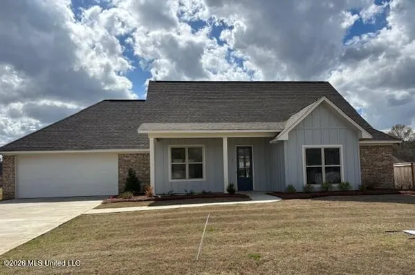 $399,000 | 107 Trace Pointe Place, Clinton, MS 39056