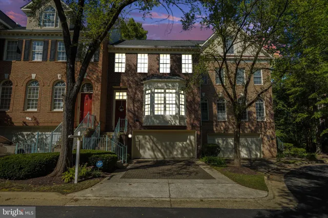 $5,500 | 150 Rees Place, Falls Church, VA 22046