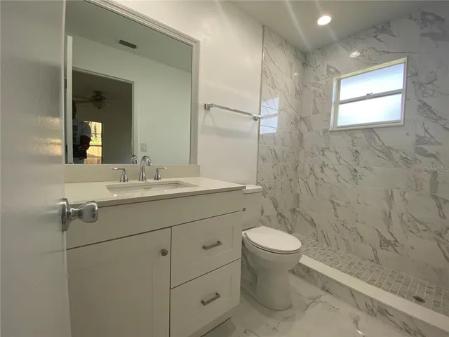 $409,900 | 481 Saturn Avenue, Sarasota, FL 34243