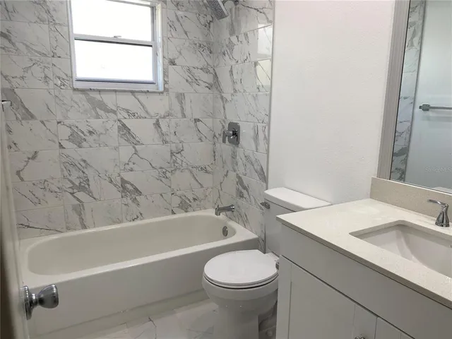 $409,900 | 481 Saturn Avenue, Sarasota, FL 34243