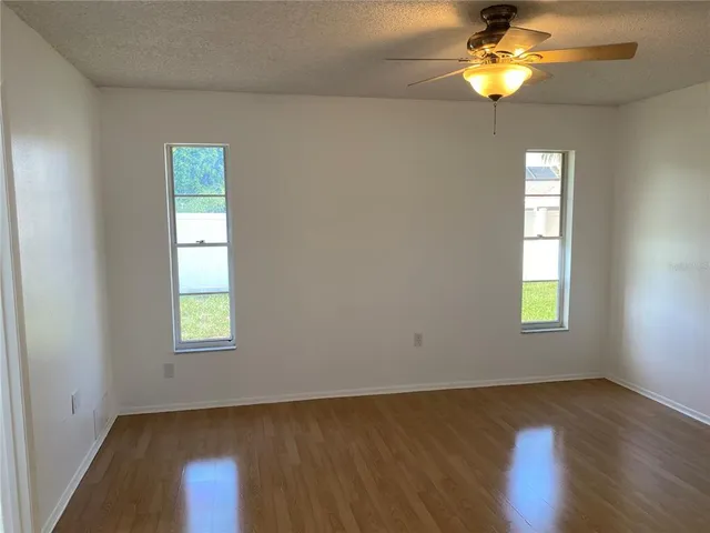 $409,900 | 481 Saturn Avenue, Sarasota, FL 34243