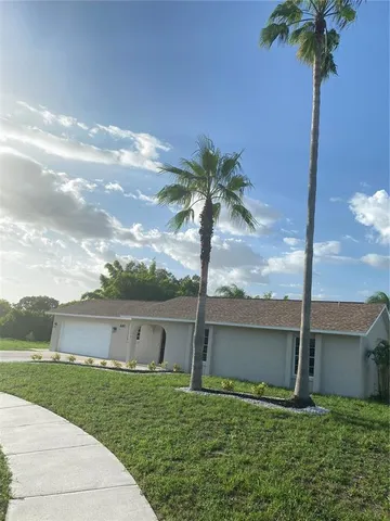 $409,900 | 481 Saturn Avenue, Sarasota, FL 34243