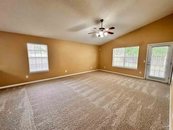 $1,895 | 4856 Genevive Court, Pensacola, FL 32526