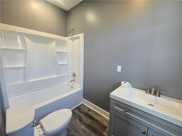 $189,000 | 2113 Jefferson Avenue, Lexington, MO 64067