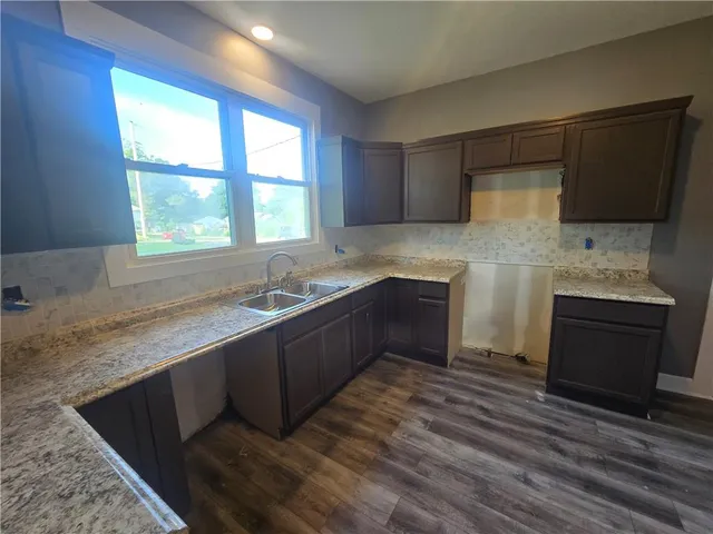 $189,000 | 2113 Jefferson Avenue, Lexington, MO 64067