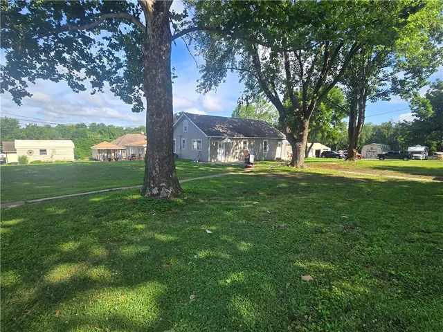 $189,000 | 2113 Jefferson Avenue, Lexington, MO 64067