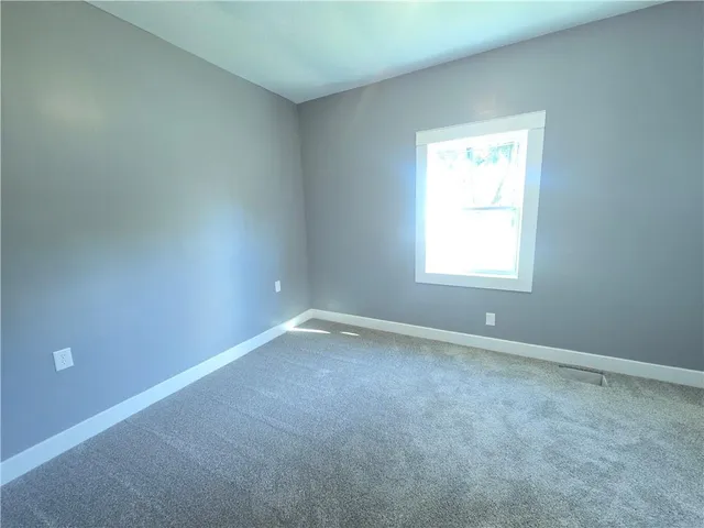 $189,000 | 2113 Jefferson Avenue, Lexington, MO 64067