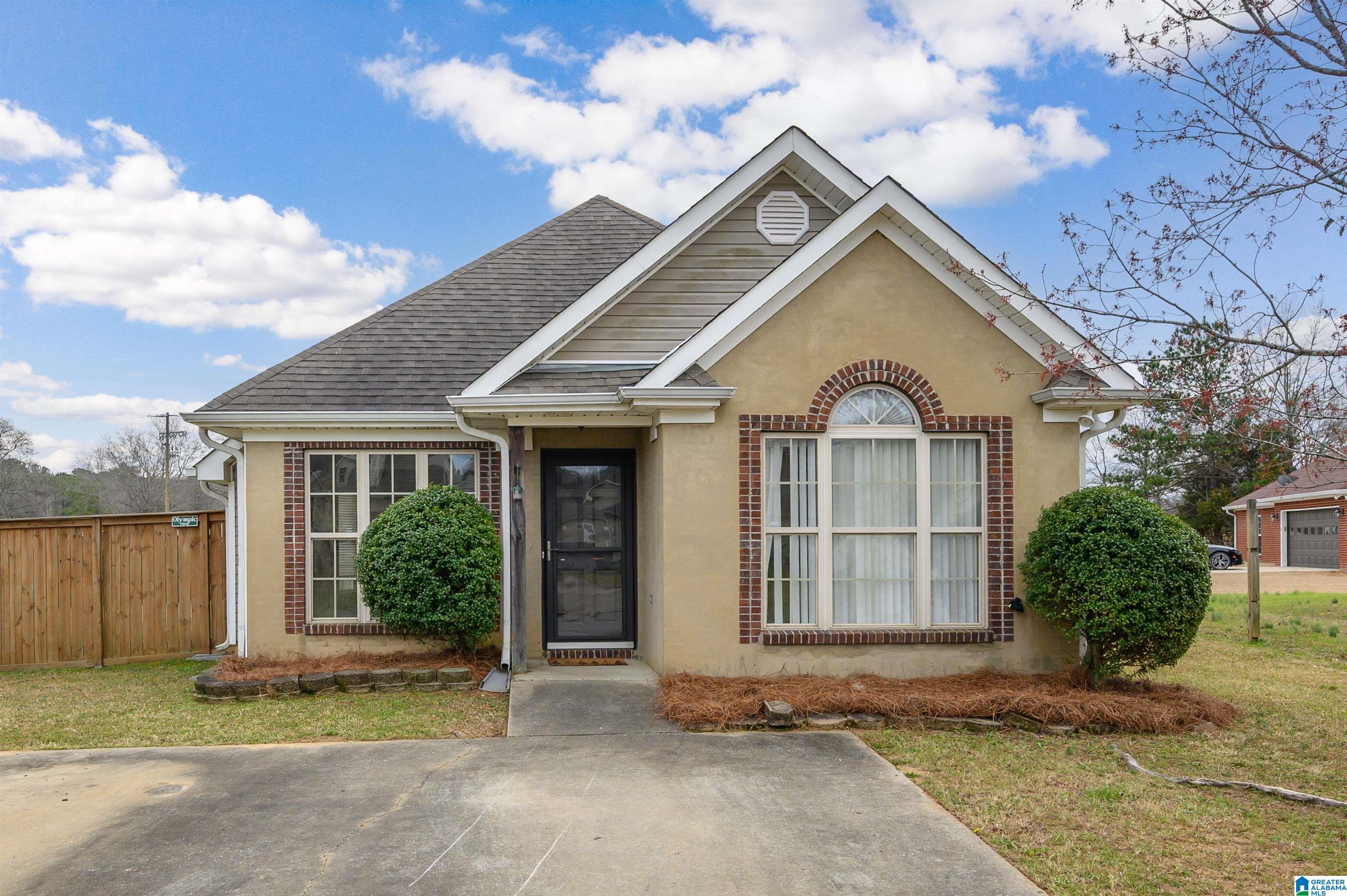 113 Ridgecrest Road Calera, AL 35040 - Photo 1 of 35
