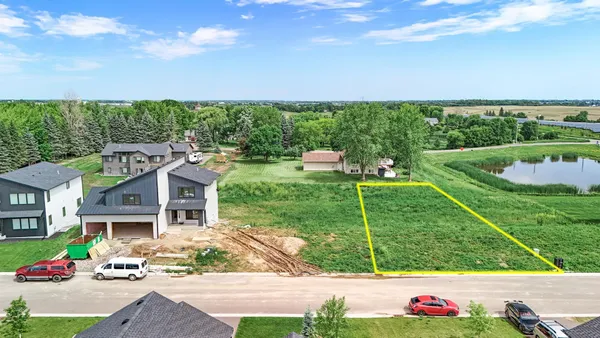 $114,900 | 9988 14th Circle Northeast, St. Michael, MN 55376