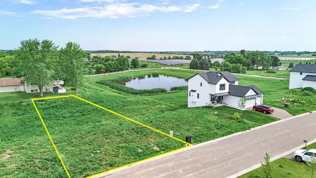 $119,900 | 9988 14th Circle Northeast, St. Michael, MN 55376