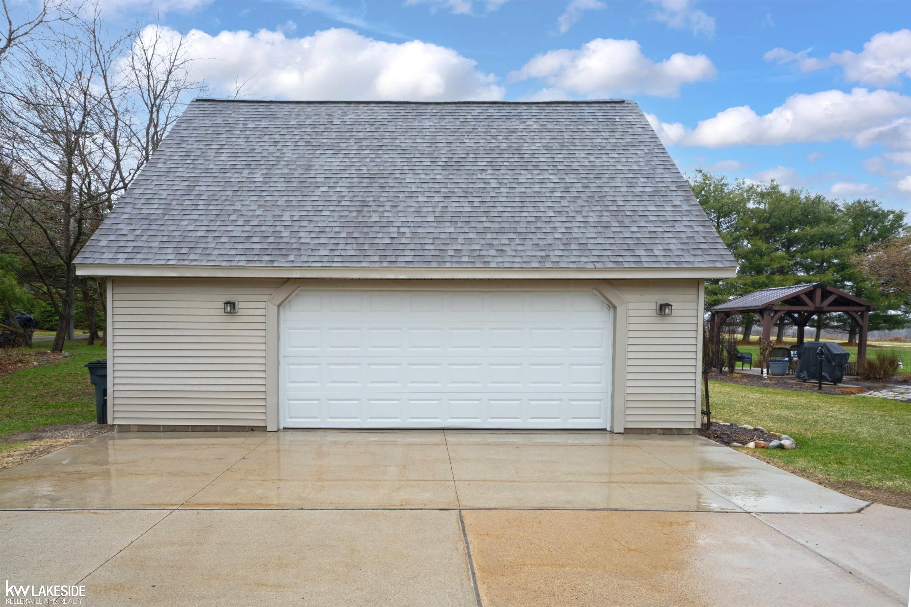 1201 Yule Road Leonard, MI 48367 - Photo 12 of 90