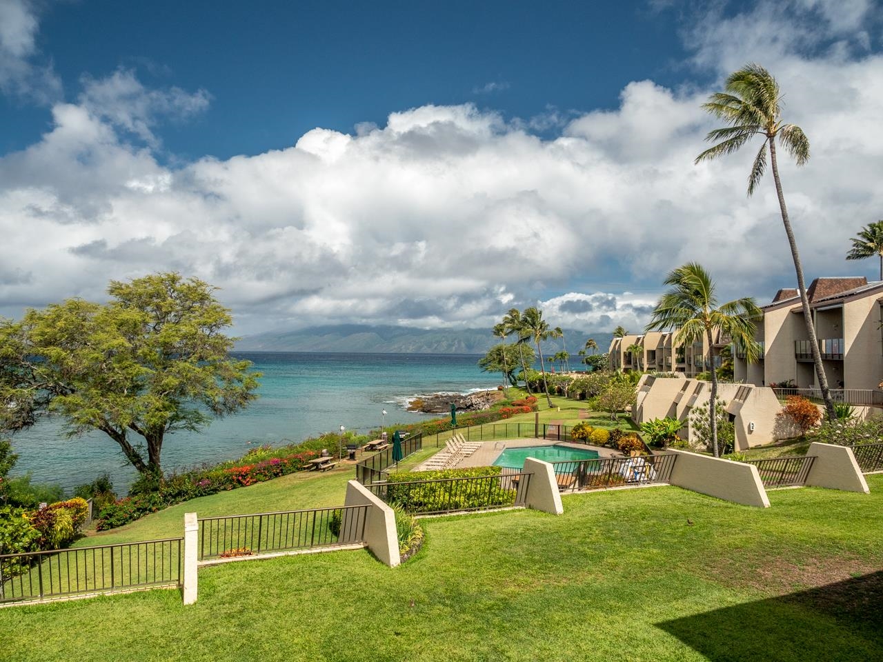 5295 Lower Honoapiilani Road, Unit C44 Lahaina, HI 96761 - Photo 26 of 29 Gallery Image 26