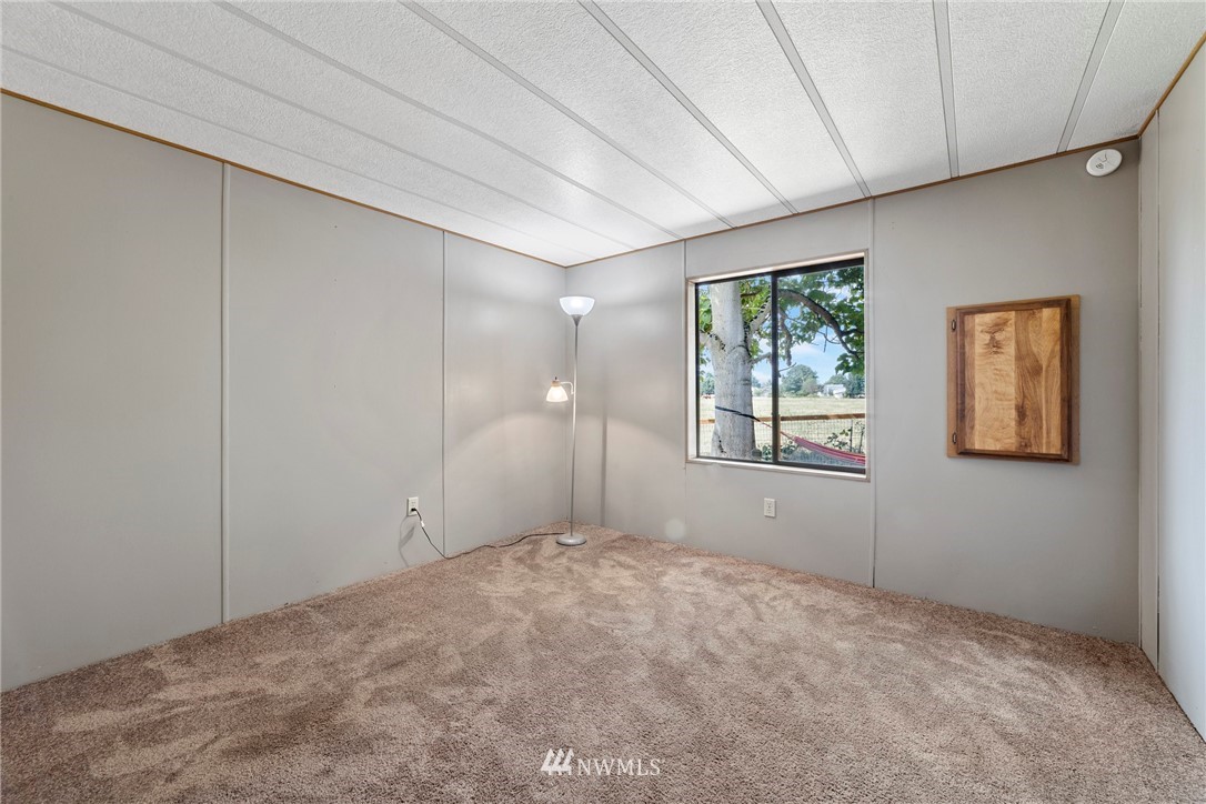 17363 Bennett Road Mount Vernon, WA 98273 - Photo 10 of 18