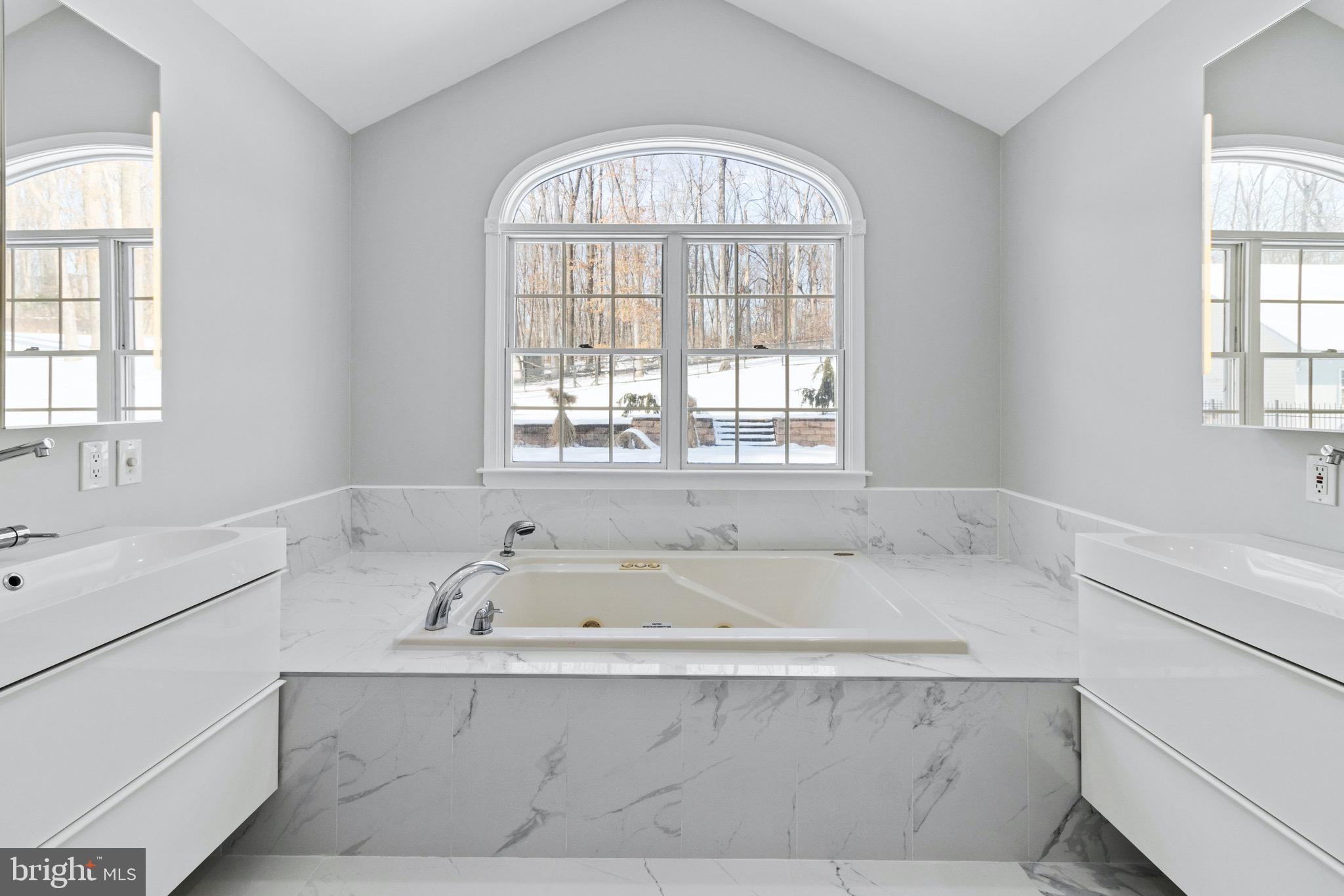 129 Woosamonsa Road Pennington, NJ 08534 - Photo 31 of 64 Gallery Image 31