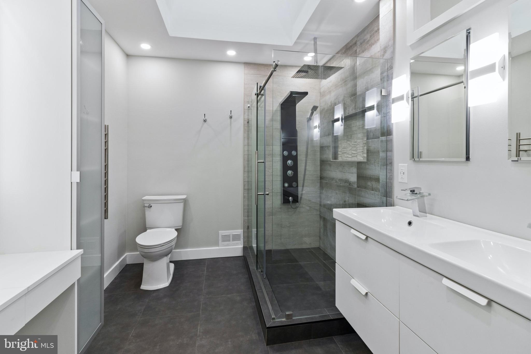 129 Woosamonsa Road Pennington, NJ 08534 - Photo 36 of 64 Gallery Image 36