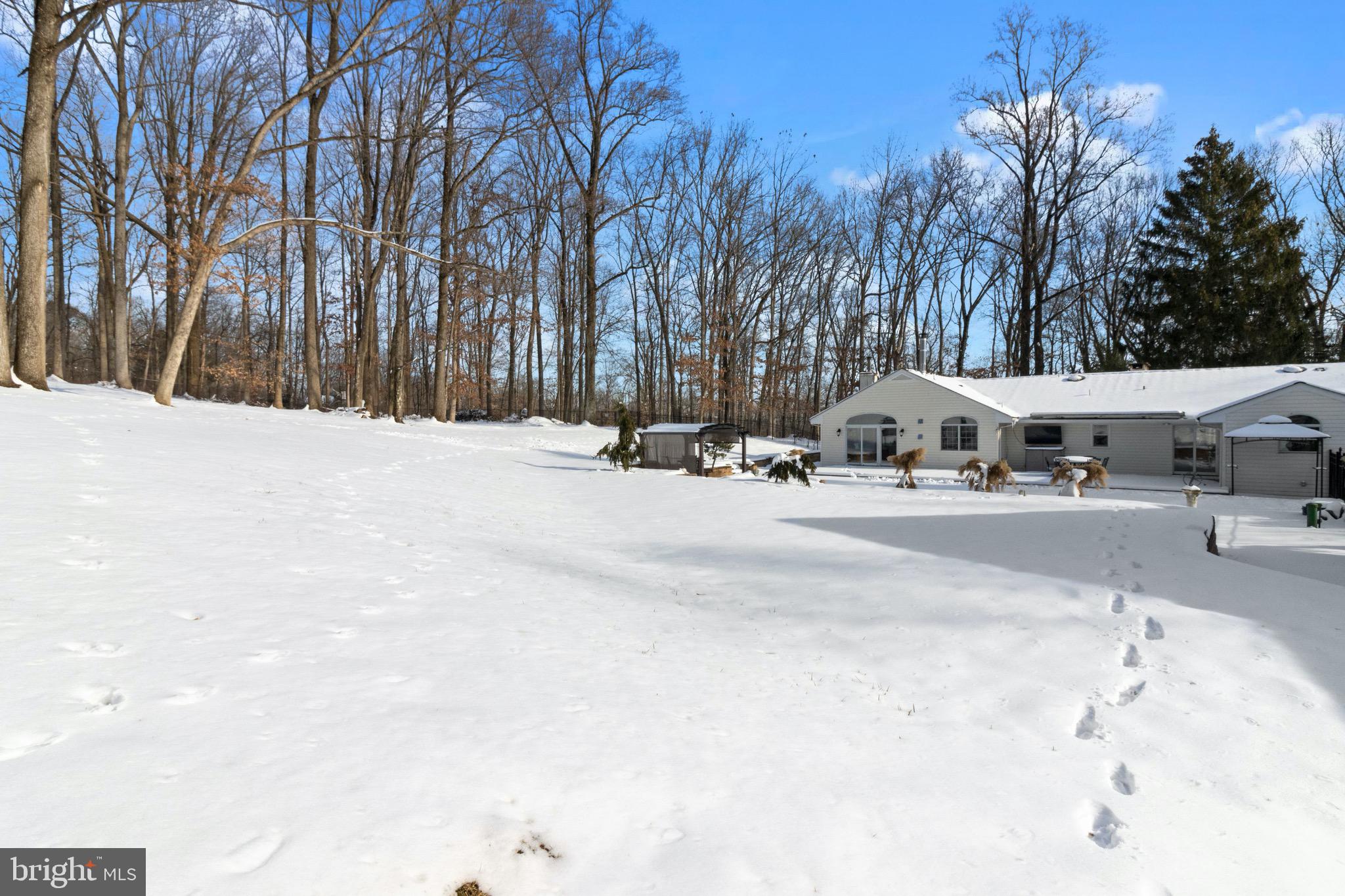 129 Woosamonsa Road Pennington, NJ 08534 - Photo 53 of 64 Gallery Image 53