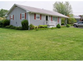 112 Reed Avenue Greeneville, TN 37743 - Photo 1 of 6 Photo 1
