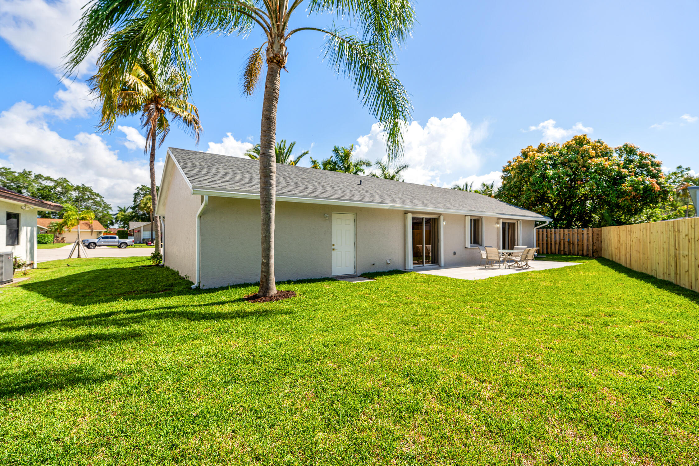 74 Vista Del Rio Boynton Beach, FL 33426 - Photo 22 of 26 DSC09559