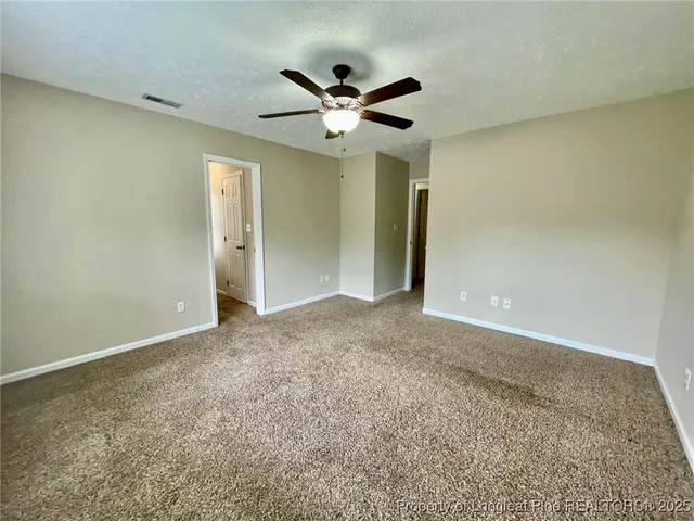 an view of an empty room