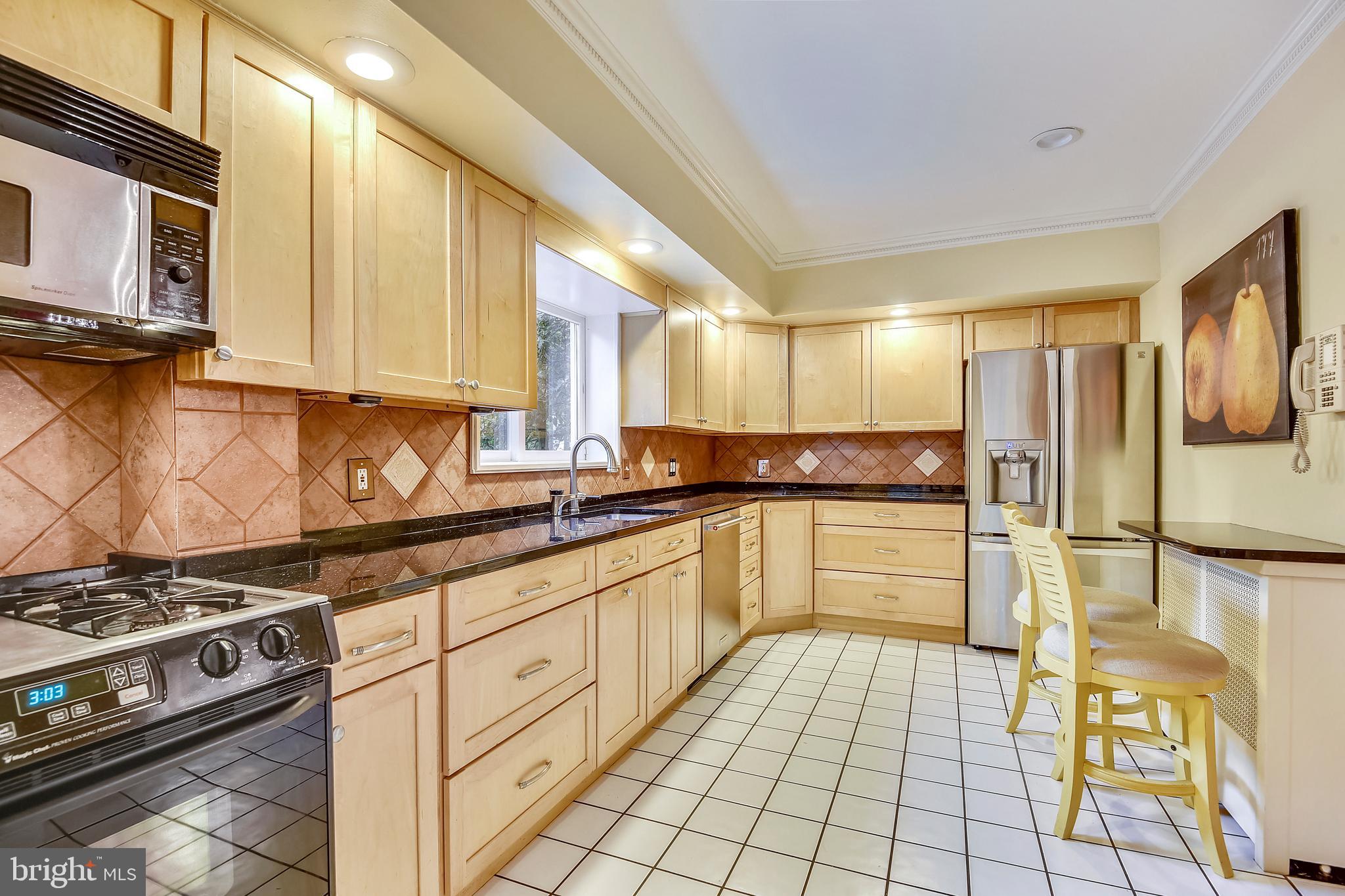 2208 South Road Baltimore, MD 21209 - Photo 13 of 55 Kitchen