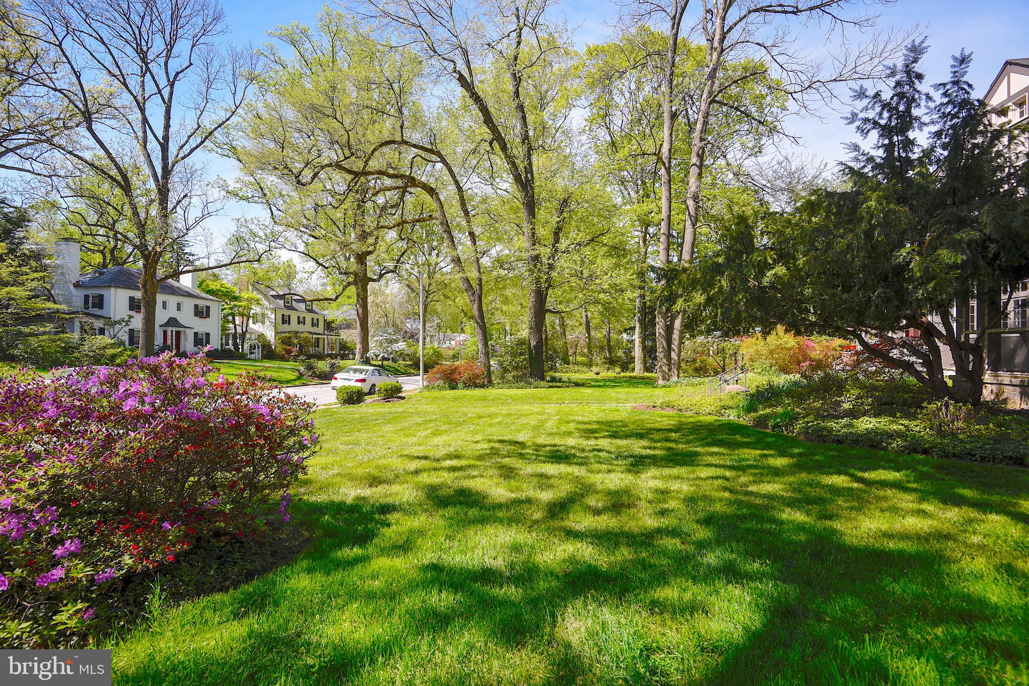 2208 South Road Baltimore, MD 21209 - Photo 52 of 55 Gorgeous landscaping