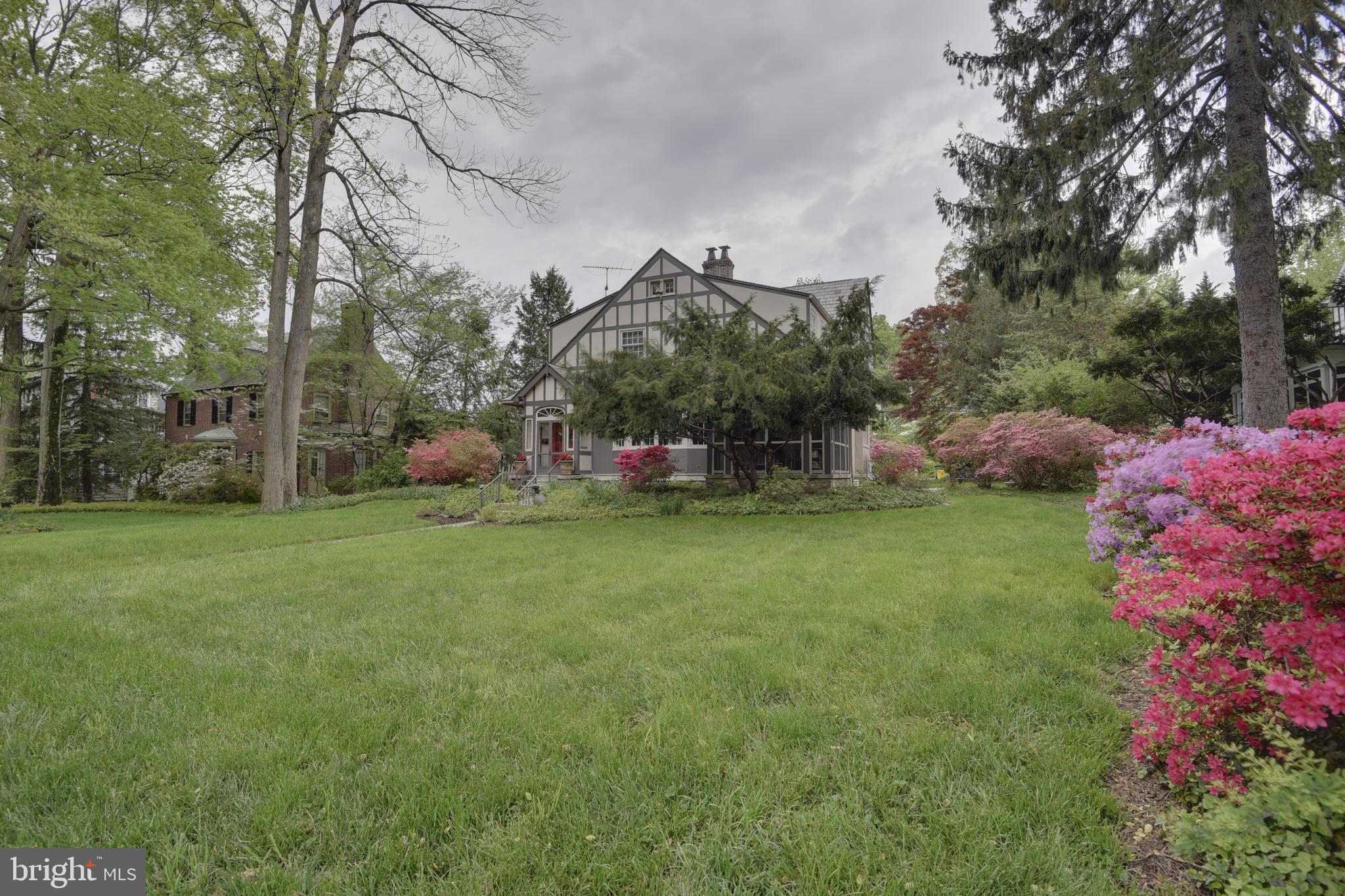 2208 South Road Baltimore, MD 21209 - Photo 53 of 55 Large Front Yard