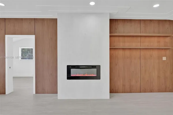 $1,590,000 | 633 Northeast 70th Street, Miami, FL 33138