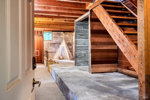 a view of an entryway