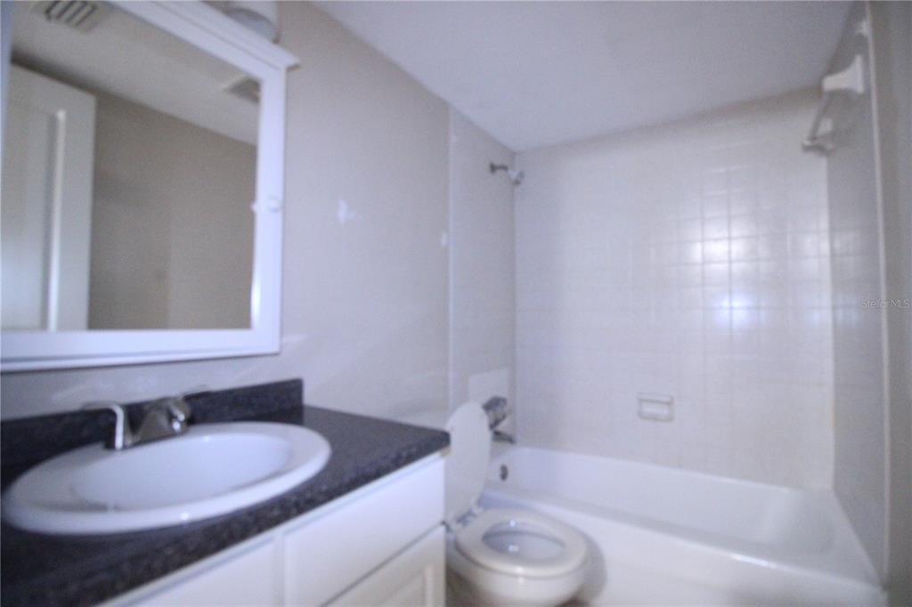 507 Northwest 39th Road, Unit 159 Gainesville, FL 32607 - Photo 18 of 23