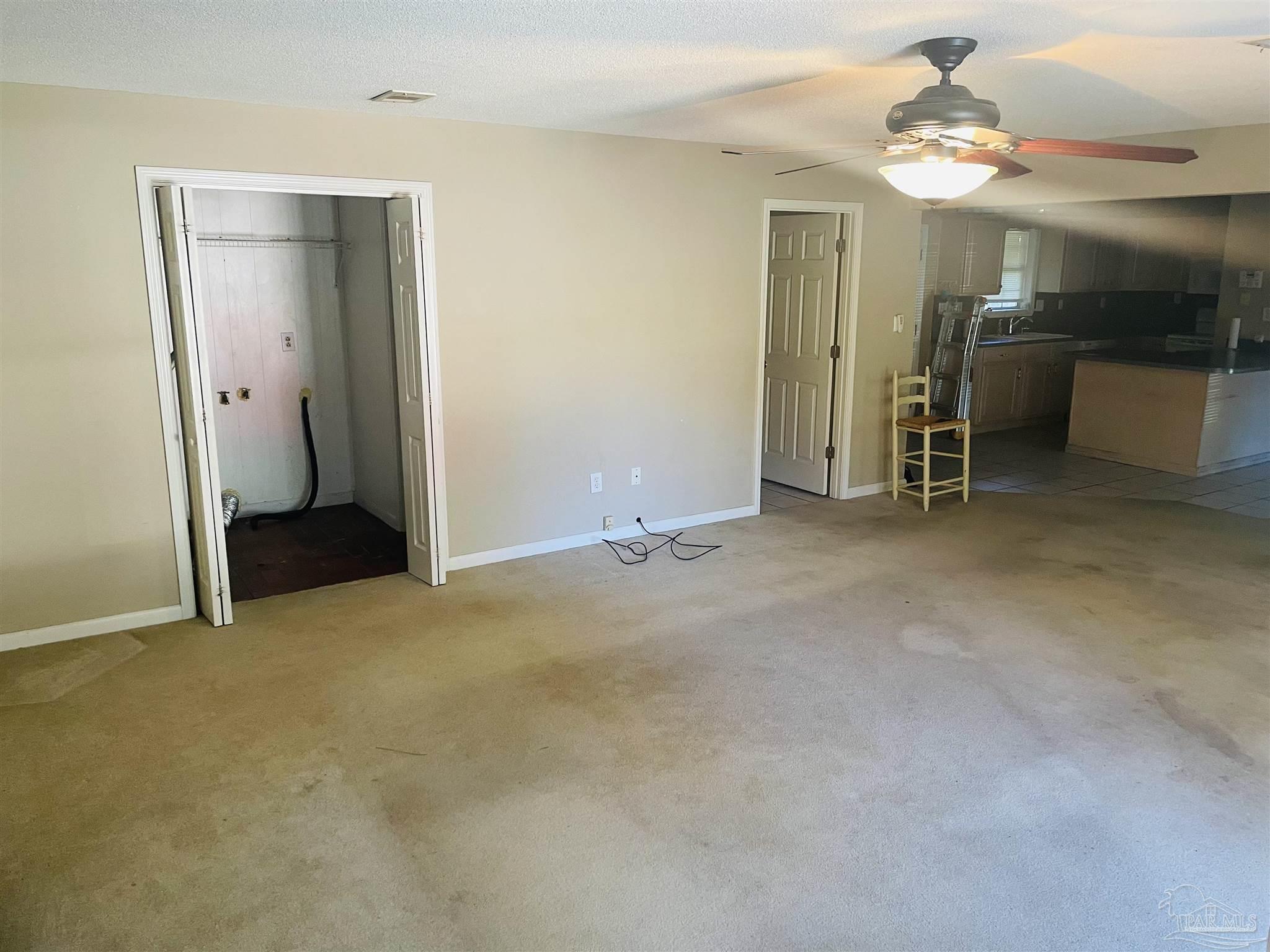 27 Majors Road Pensacola, FL 32503 - Photo 4 of 24 Gallery Image 4