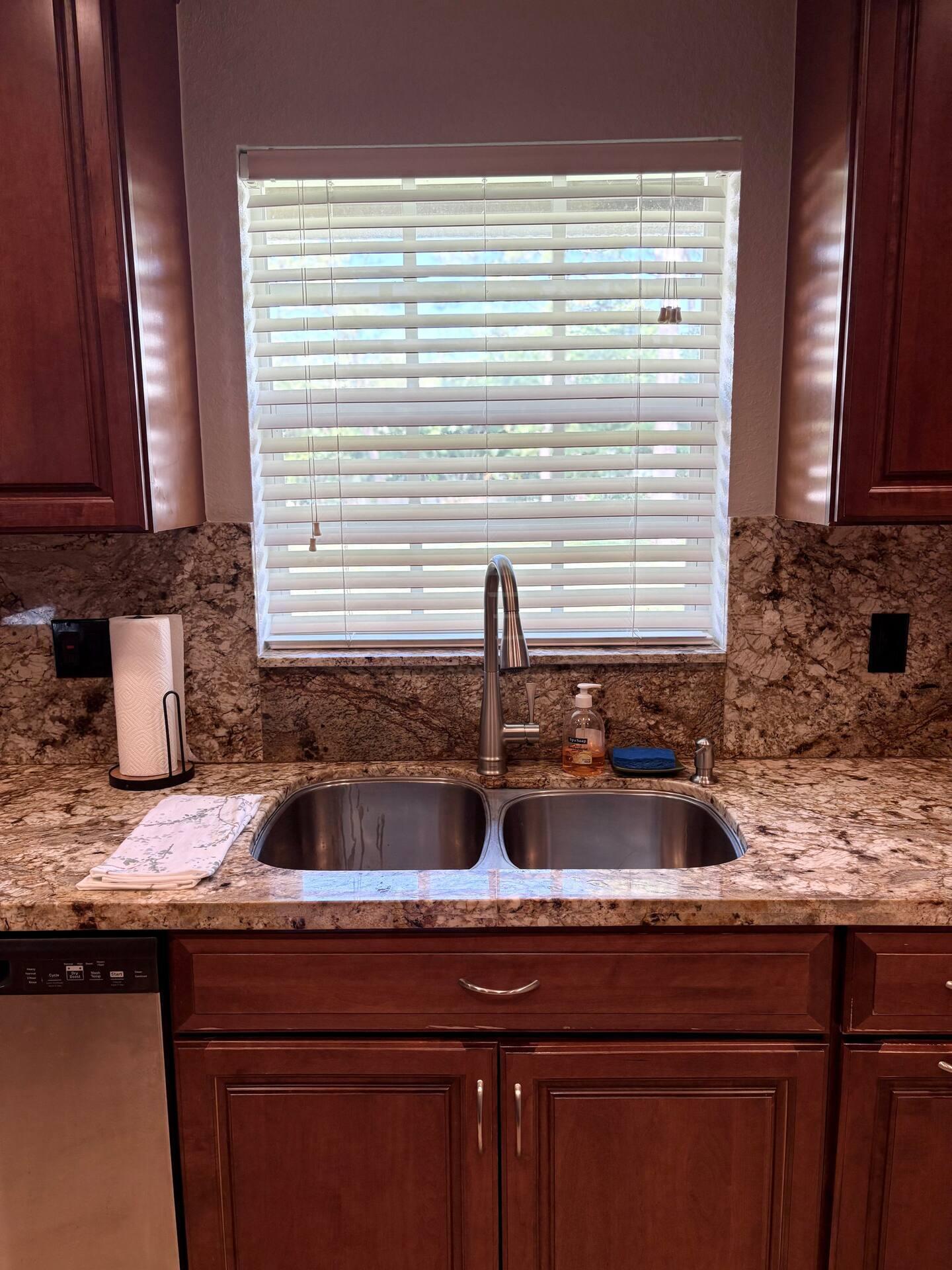 5586 3rd Road Lake Worth, FL 33467 - Photo 11 of 35 Kitchen