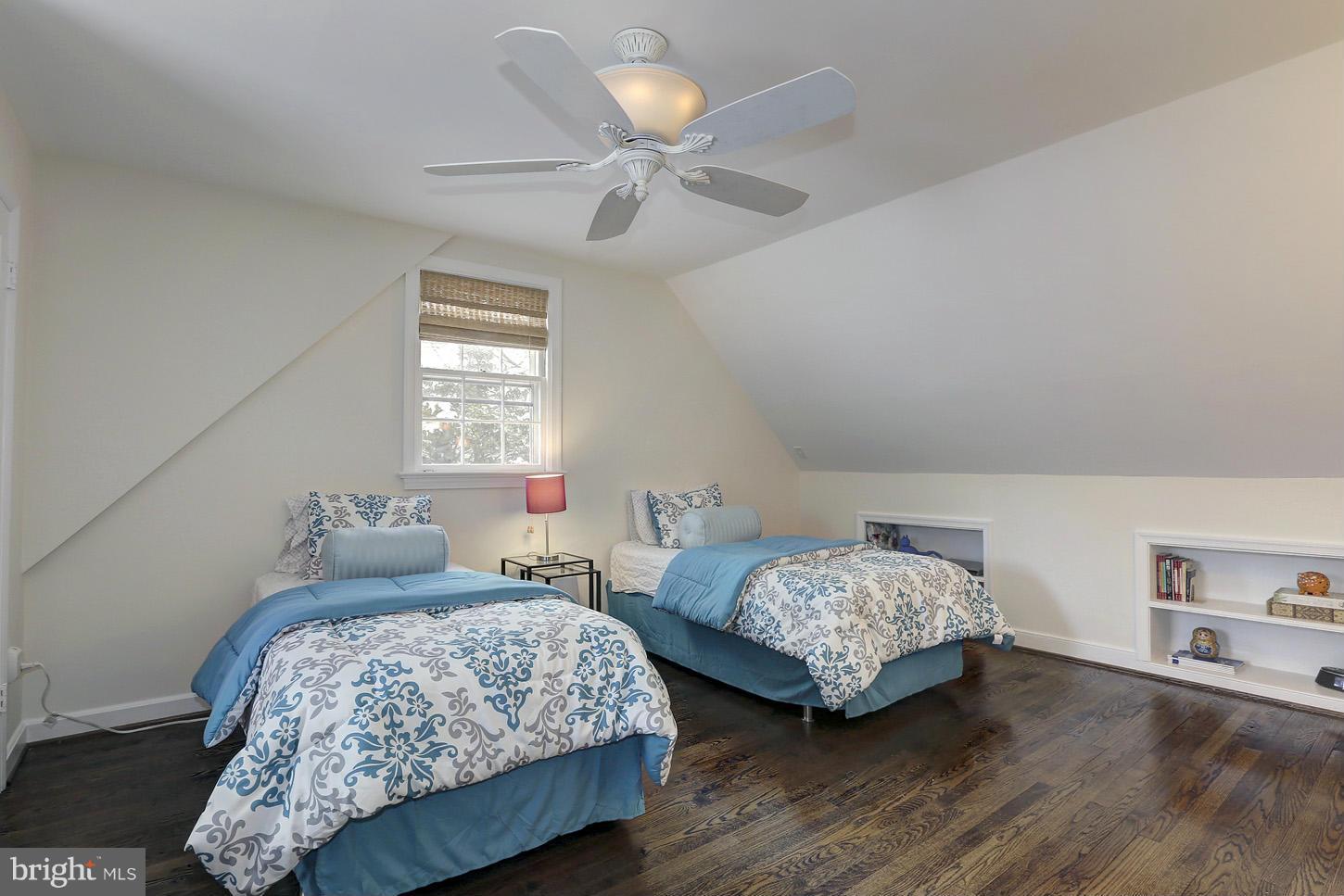 9633 Old Spring Road Kensington, MD 20895 - Photo 22 of 29 Bedroom