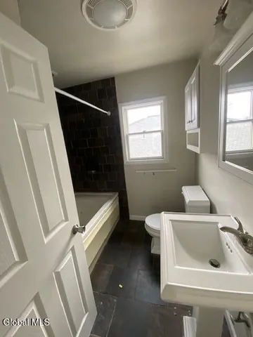 $159,900 | 412 New Scotland Avenue, Albany, NY 12208