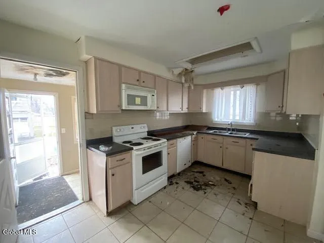 $159,900 | 412 New Scotland Avenue, Albany, NY 12208