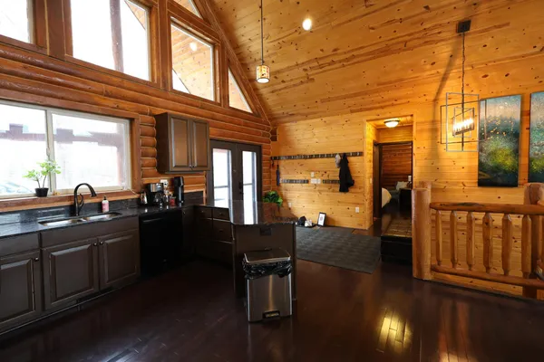 $824,000 | N1470 Pepin View Lane South, Pepin, WI 54759