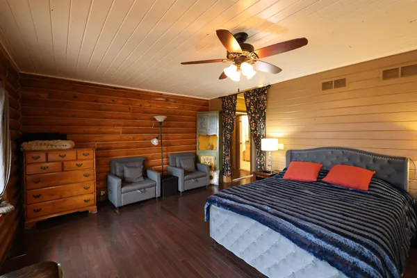 $824,000 | N1470 Pepin View Lane South, Pepin, WI 54759