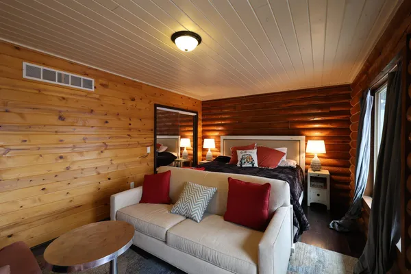 $824,000 | N1470 Pepin View Lane South, Pepin, WI 54759