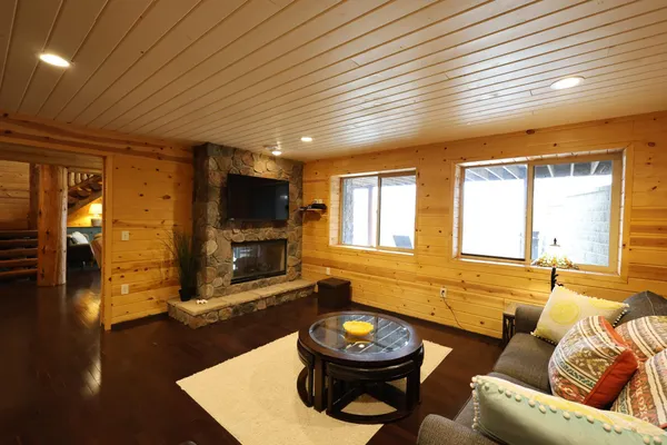 $824,000 | N1470 Pepin View Lane South, Pepin, WI 54759