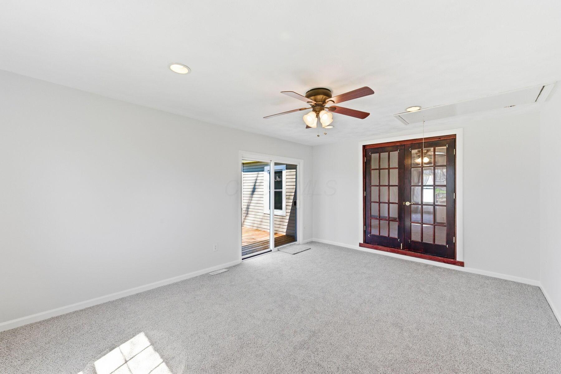 2113 Smeltzer Road Marion, OH 43302 - Photo 20 of 29 Master Bedroom