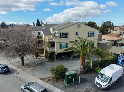$3,850,000 | 211 Semicircular Road, Menlo Park, CA 94025