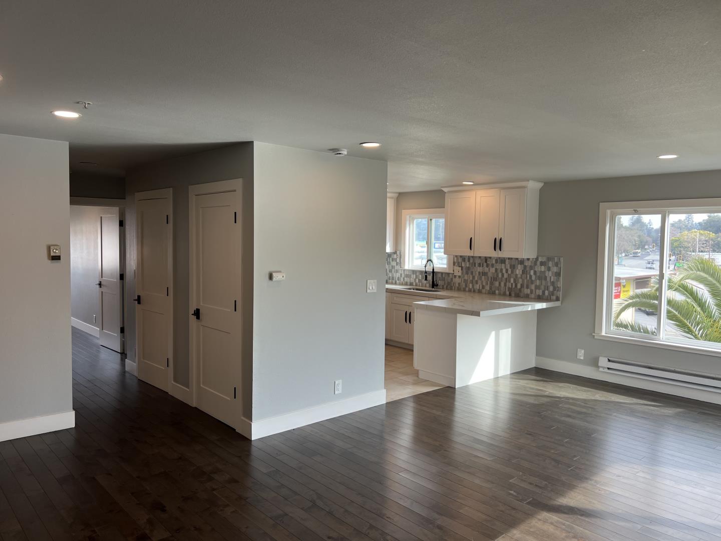 211 Semicircular Road Menlo Park, CA 94025 - Photo 8 of 11