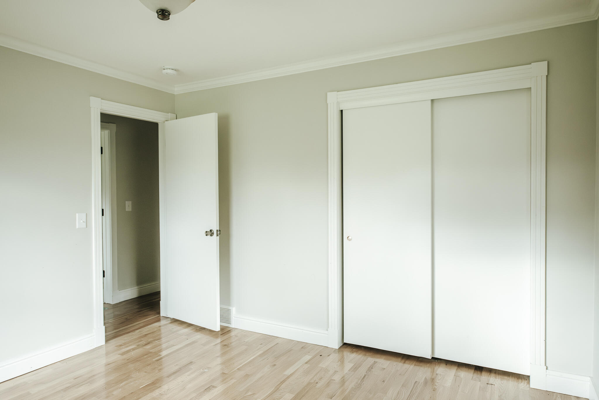 4129 East Snow Road Berrien Springs, MI 49103 - Photo 27 of 37 4129ESnow_Indoor-19