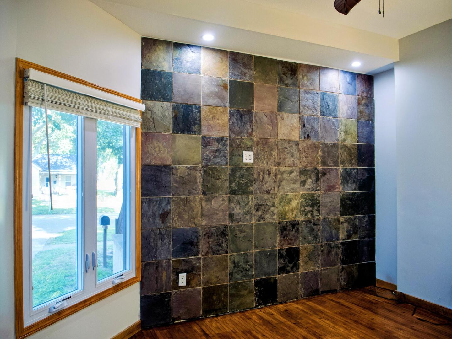 1037 North 8th Street Springfield, IL 62702 - Photo 12 of 33 Gallery Image 12