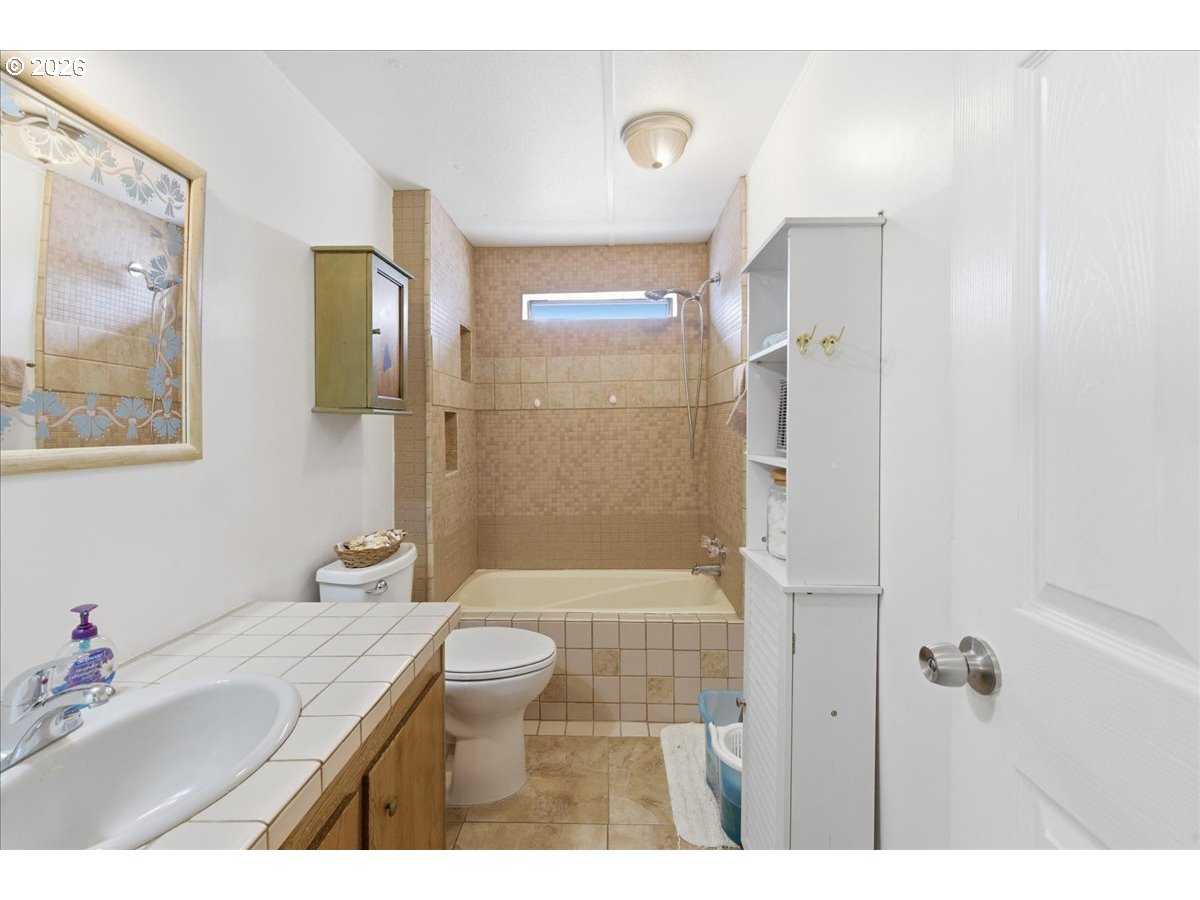 36445 Necarney City Road, Unit 20 Nehalem, OR 97131 - Photo 17 of 37