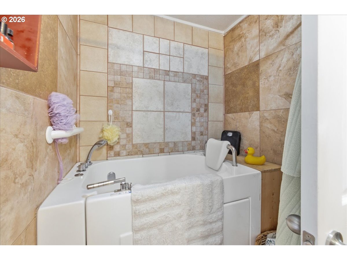 36445 Necarney City Road, Unit 20 Nehalem, OR 97131 - Photo 19 of 37